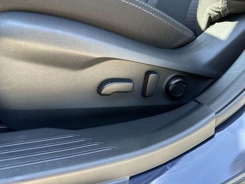 Certified 2025 Subaru Outback Premium AWD/4WD image 19
