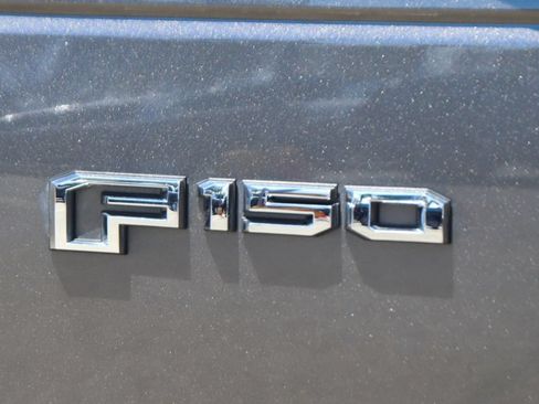 Used 2017 Ford F150 XLT w/ Equipment Group 302A Luxury AWD/4WD image 47