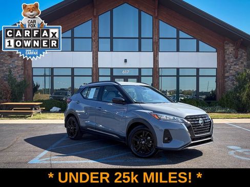 Used 2021 Nissan Kicks SR w/ SR Premium Package FWD image 1
