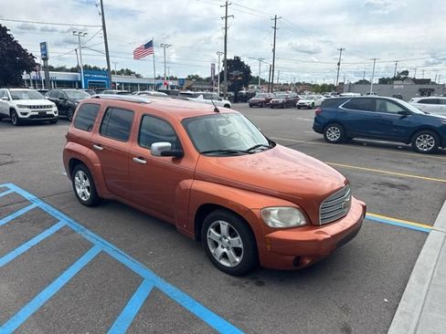 Used 2006 Chevrolet HHR LT FWD image 3