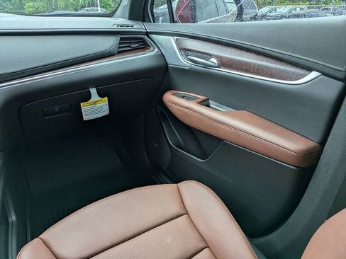 New 2026 Cadillac XT5 Premium Luxury w/ Driver Assist Package FWD image 18