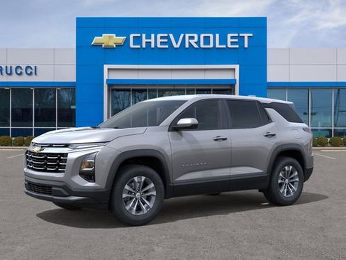 New 2026 Chevrolet Equinox LT w/ Safety and Technology Package FWD image 2