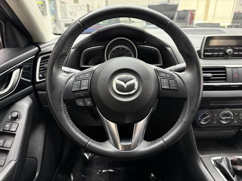 Used 2014 MAZDA MAZDA3 i Touring image 21