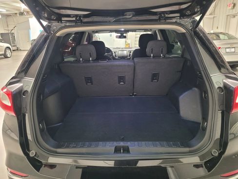 Used 2018 Chevrolet Equinox LT FWD image 32