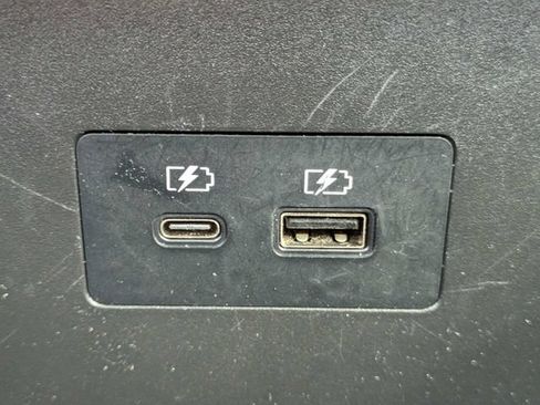Used 2023 Nissan Rogue SV FWD image 21