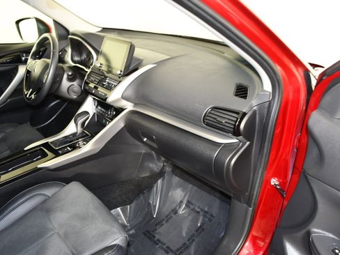Used 2024 Mitsubishi Eclipse Cross SE AWD/4WD image 40