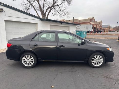 Used 2009 Toyota Corolla LE image 2