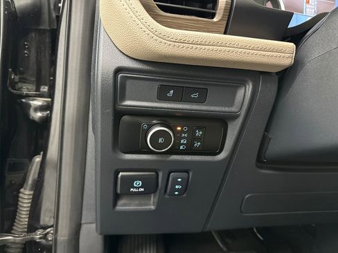 Used 2024 Ford Expedition Max Limited RWD image 36