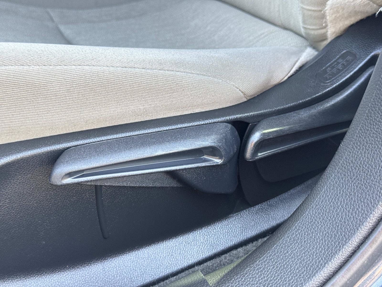 Certified 2023 Honda Accord LX image 23