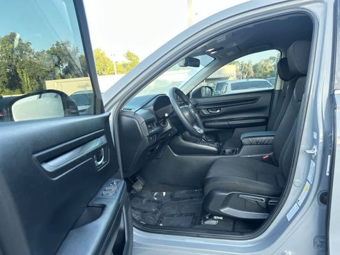 Used 2023 Honda CR-V LX image 10