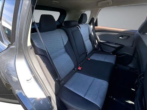 Certified 2023 Nissan Rogue SV image 25