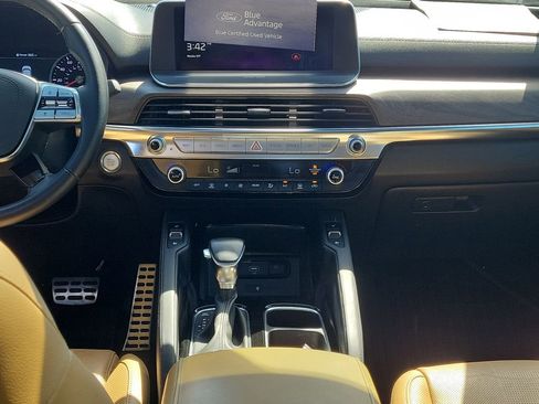 Used 2022 Kia Telluride SX w/ Towing Package FWD image 16