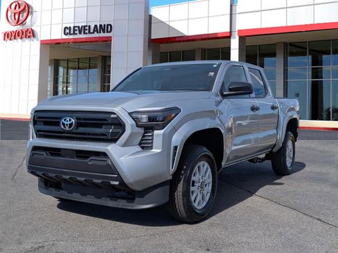 New 2026 Toyota Tacoma SR image 4