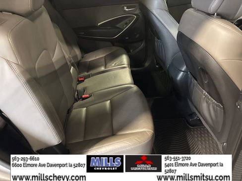 Used 2017 Hyundai Santa Fe SE image 17