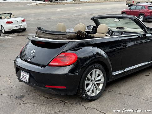 Used 2014 Volkswagen Beetle TDI image 37