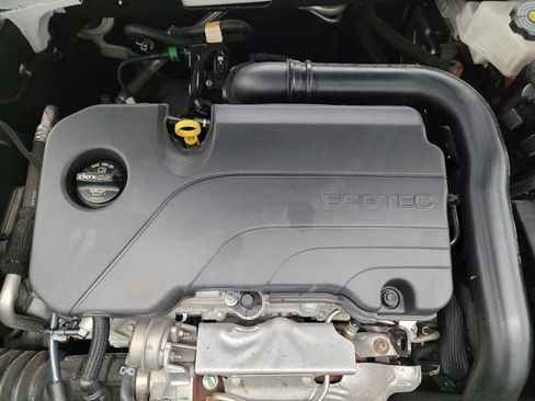 Used 2023 Chevrolet Malibu LT FWD image 30