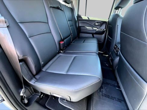 Used 2025 Honda Ridgeline RTL+ image 19
