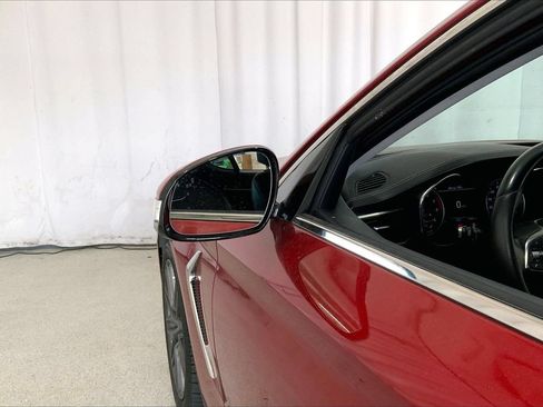 Used 2020 Genesis G70 2.0T w/ Elite Package RWD image 10