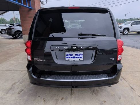 Used 2013 Dodge Grand Caravan R/T w/ Driver Convenience Group FWD image 6