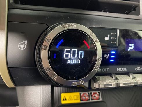 New 2025 Toyota Tacoma Trailhunter image 24