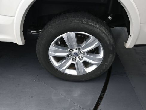 Used 2016 Ford F150 Platinum w/ Equipment Group 701A Luxury AWD/4WD image 14