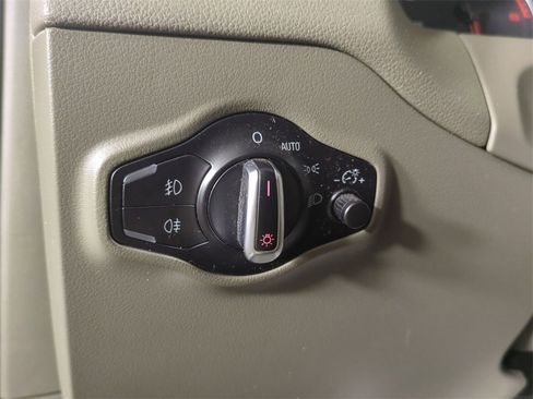 Used 2012 Audi Q5 3.2 Premium Plus image 17