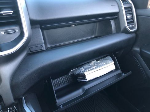 Used 2022 RAM 1500 Big Horn image 33