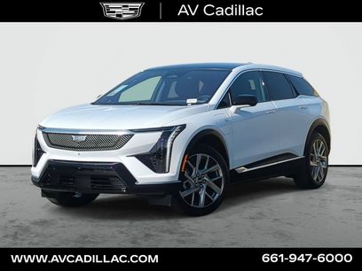 New 2026 Cadillac Optiq Luxury 1