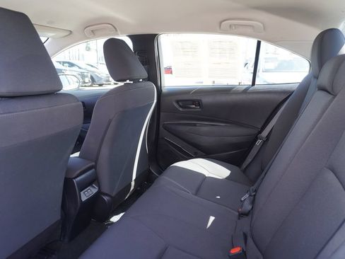 Used 2023 Toyota Corolla LE FWD image 8