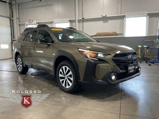 Used 2024 Subaru Outback Premium AWD/4WD video 1