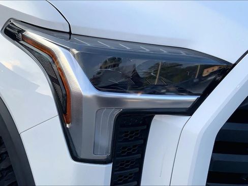 Used 2024 Toyota Tundra SR5 w/ SR5 Convenience Package AWD/4WD image 26