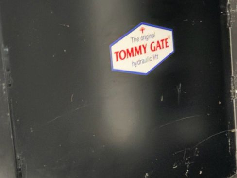 Used 2018 GMC Savana 3500 G3500 Cargo Ext w/ Driver Convenience Package image 7