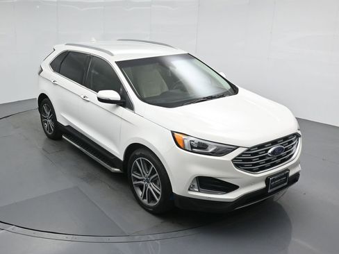 Certified 2020 Ford Edge Titanium FWD image 40
