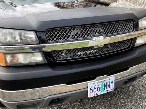 Used 2004 Chevrolet Silverado 2500 LT w/ Skid Plate Package image 31