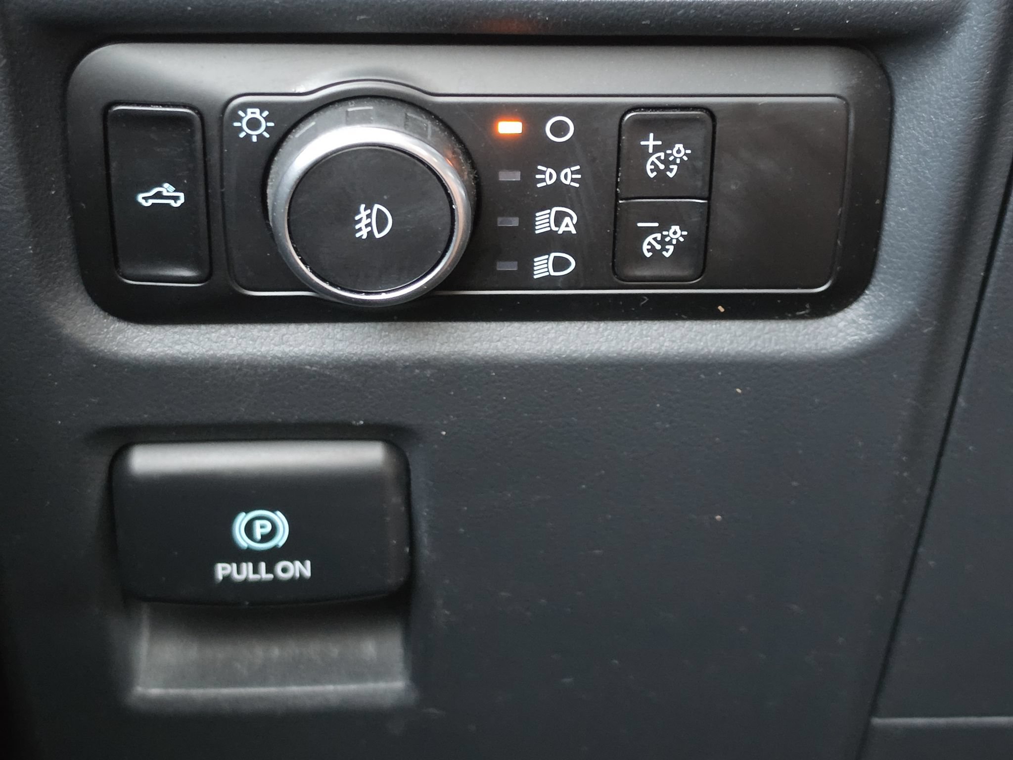 Used 2024 Ford F150 STX AWD/4WD image 11