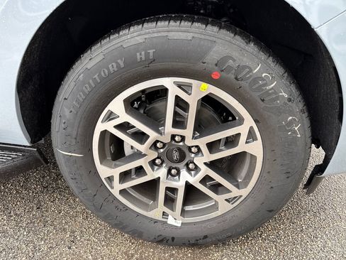 New 2026 Ford Expedition Active RWD image 11