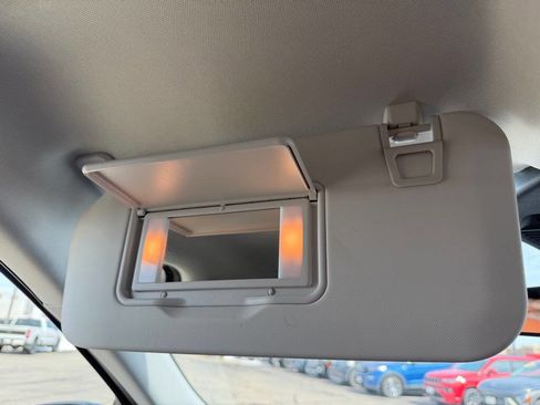 Used 2024 Ford Escape SE w/ Class II Trailer Tow Package image 33