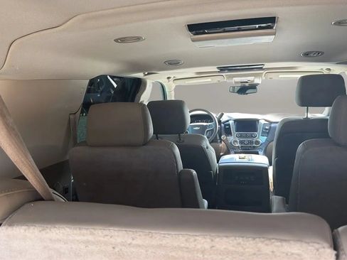 Used 2016 Chevrolet Suburban LTZ AWD/4WD image 38