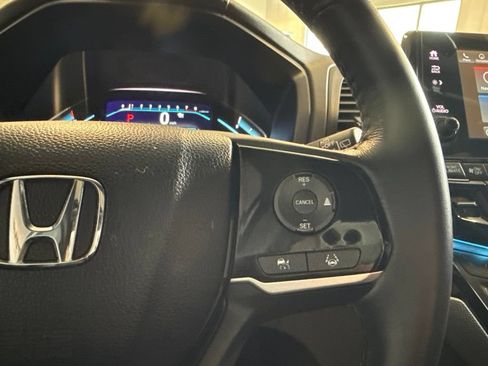 Certified 2023 Honda Odyssey Touring image 12