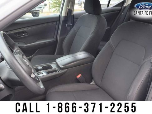 Used 2024 Nissan Sentra S FWD image 19
