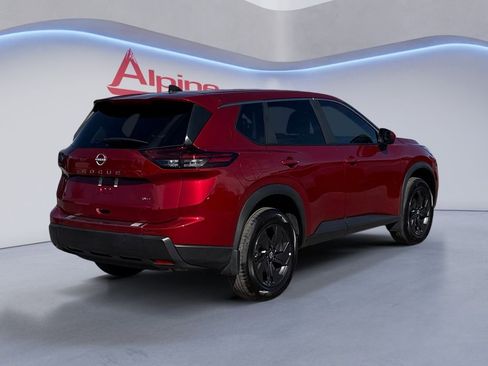 Used 2026 Nissan Rogue SV w/ Cold Weather Package image 5