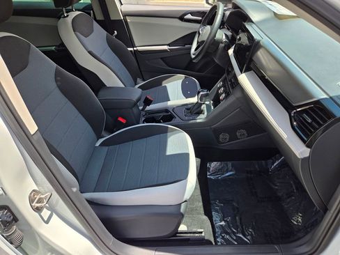 Certified 2025 Volkswagen Taos S FWD image 13