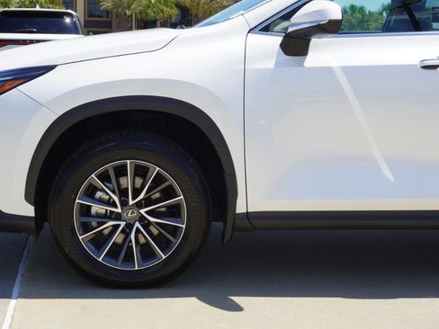Used 2025 Lexus NX 350h AWD w/ Accessory Package (2T) image 10