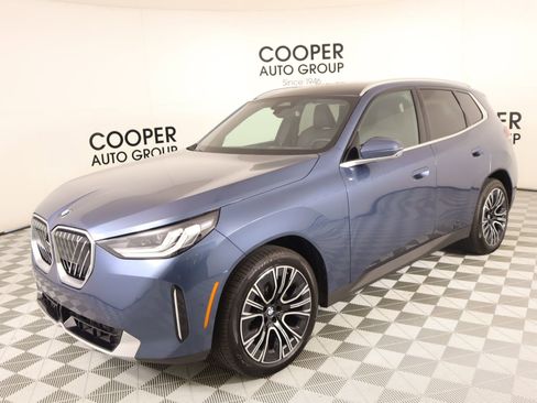 Used 2025 BMW X3 xDrive30i image 10