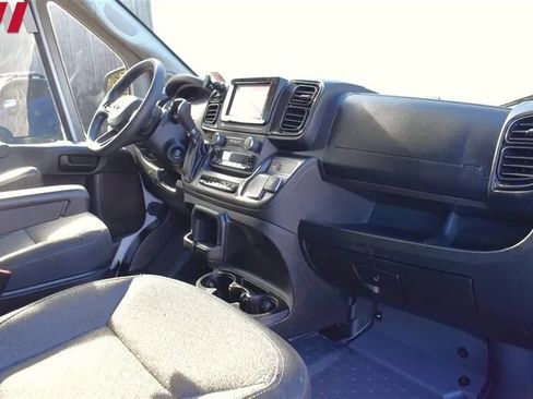 Used 2022 RAM ProMaster 3500 w/ Convenience Group FWD image 12