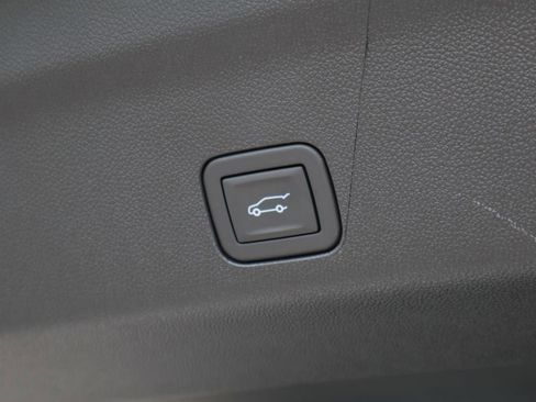 New 2026 GMC Yukon XL Denali w/ Sun & Power Step Package RWD image 28