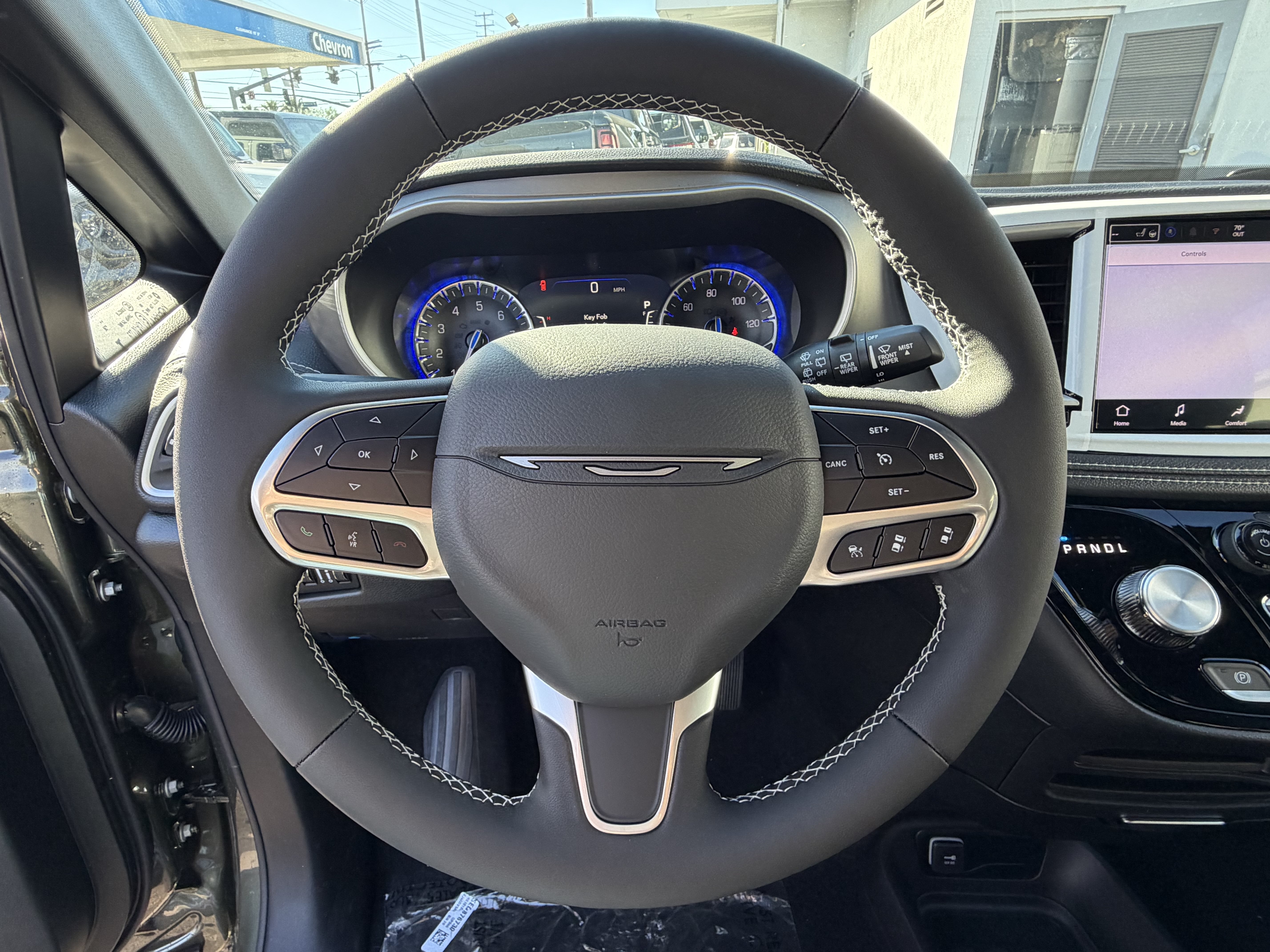New 2027 Chrysler Pacifica Select FWD image 22