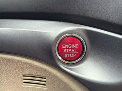 Used 2014 Acura ILX w/ Technology Package FWD image 19