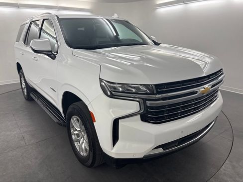 Used 2024 Chevrolet Tahoe LT RWD image 1
