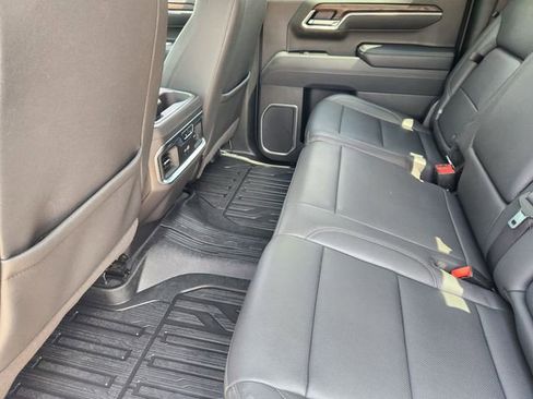 Used 2025 GMC Sierra 1500 SLT AWD/4WD image 30